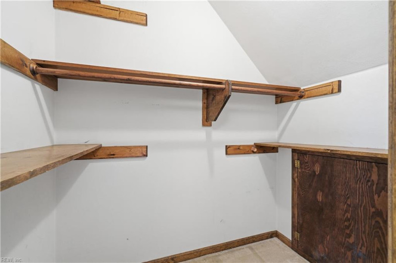 Photo 32 of 46 residential for sale in Chesapeake virginia