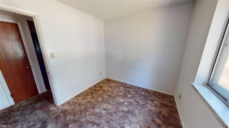 Photo 13 of 49 residential for sale in Virginia Beach virginia