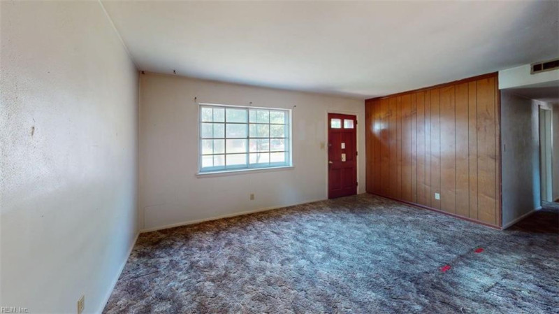 Photo 18 of 49 residential for sale in Virginia Beach virginia