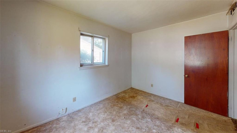 Photo 19 of 49 residential for sale in Virginia Beach virginia