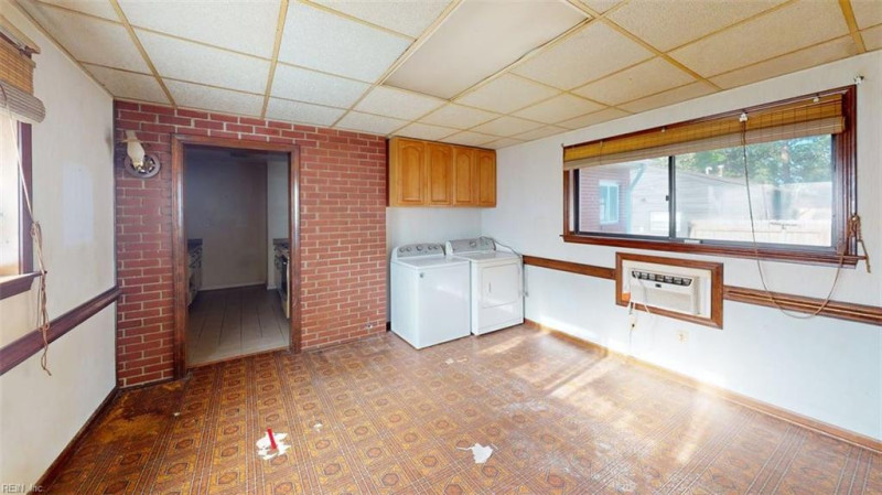 Photo 34 of 49 residential for sale in Virginia Beach virginia