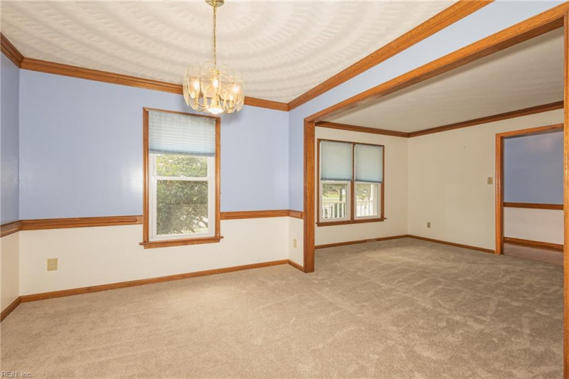 Photo 10 of 24 residential for sale in Chesapeake virginia