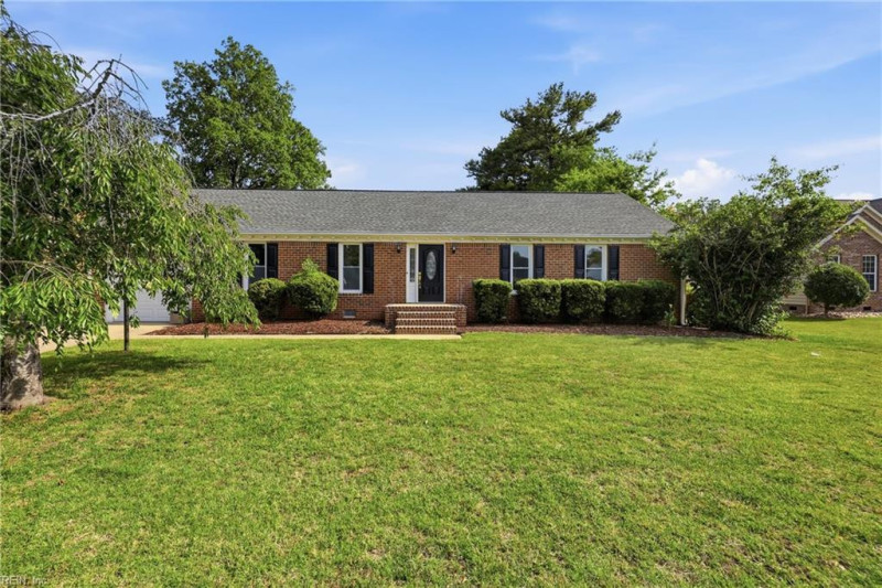 Photo 4 of 46 residential for sale in Chesapeake virginia Photo 4 of 46 residential for sale in Chesapeake virginia
