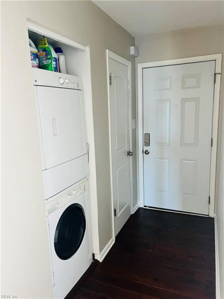 Photo 2 of 16 residential for sale in Norfolk virginia
