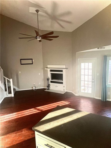 Photo 8 of 16 residential for sale in Norfolk virginia