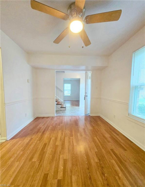 Photo 6 of 23 residential for sale in Virginia Beach virginia