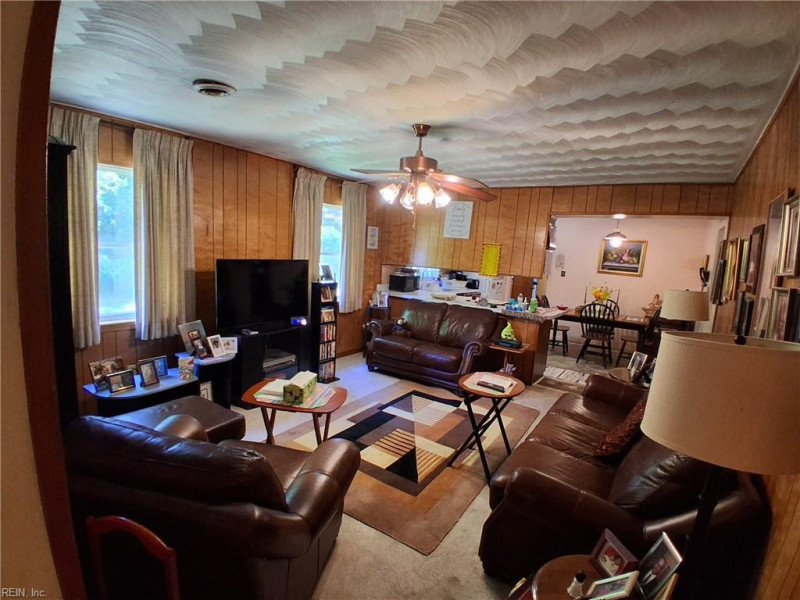 Photo 15 of 19 residential for sale in Virginia Beach virginia