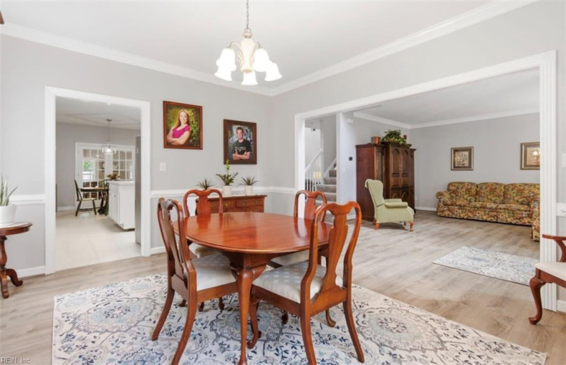 Photo 10 of 47 residential for sale in Chesapeake virginia