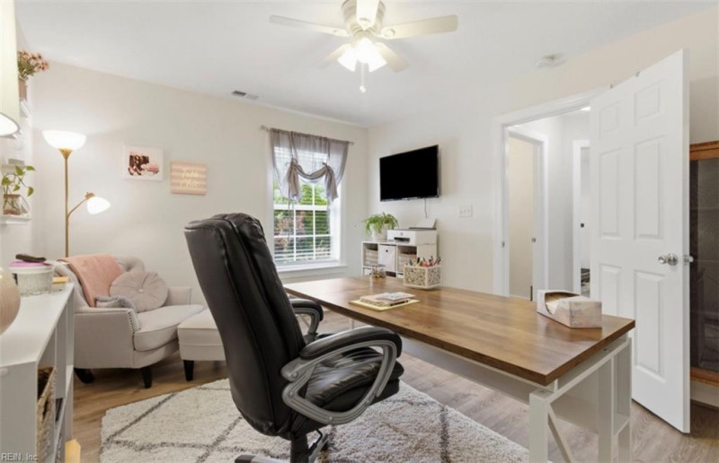 Photo 30 of 47 residential for sale in Chesapeake virginia
