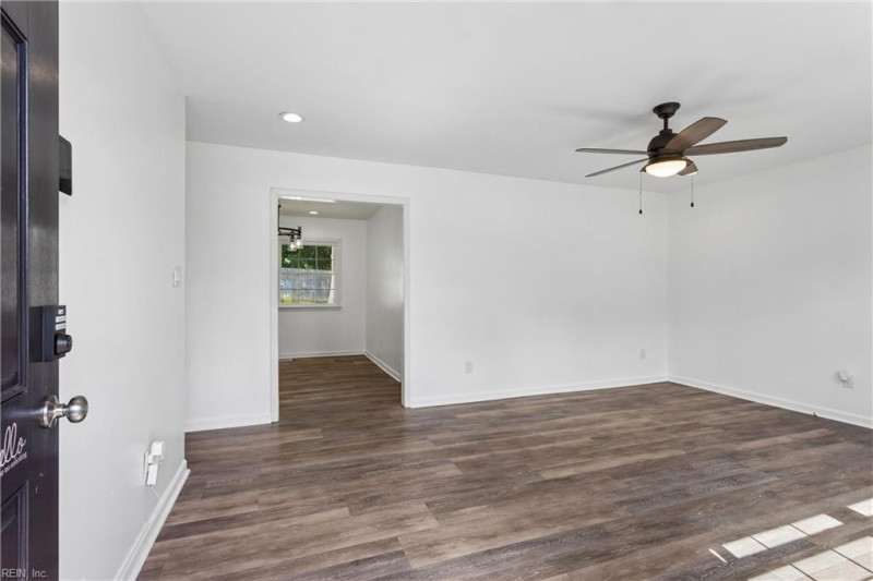 Photo 5 of 40 residential for sale in Newport News virginia Photo 5 of 40 residential for sale in Newport News virginia