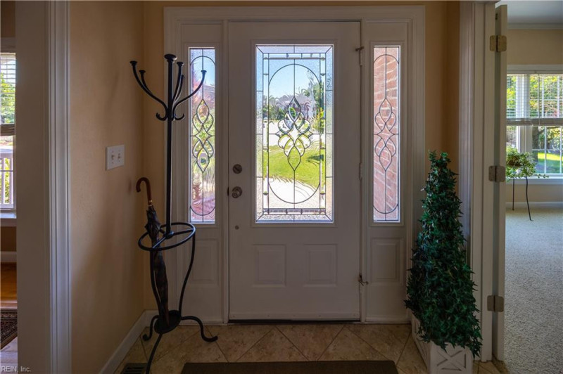 Photo 12 of 50 residential for sale in Chesapeake virginia