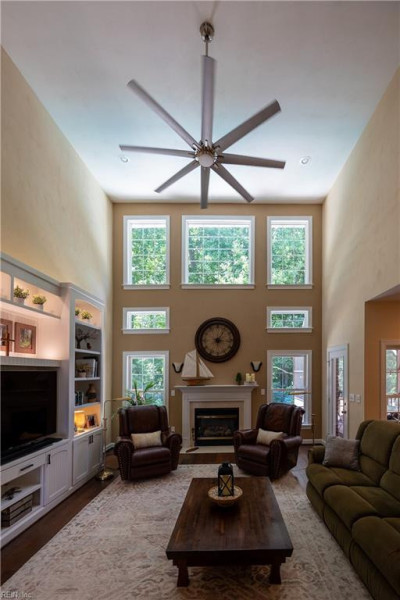Photo 19 of 50 residential for sale in Chesapeake virginia