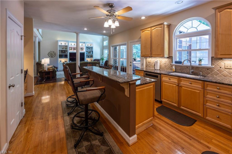 Photo 21 of 50 residential for sale in Chesapeake virginia