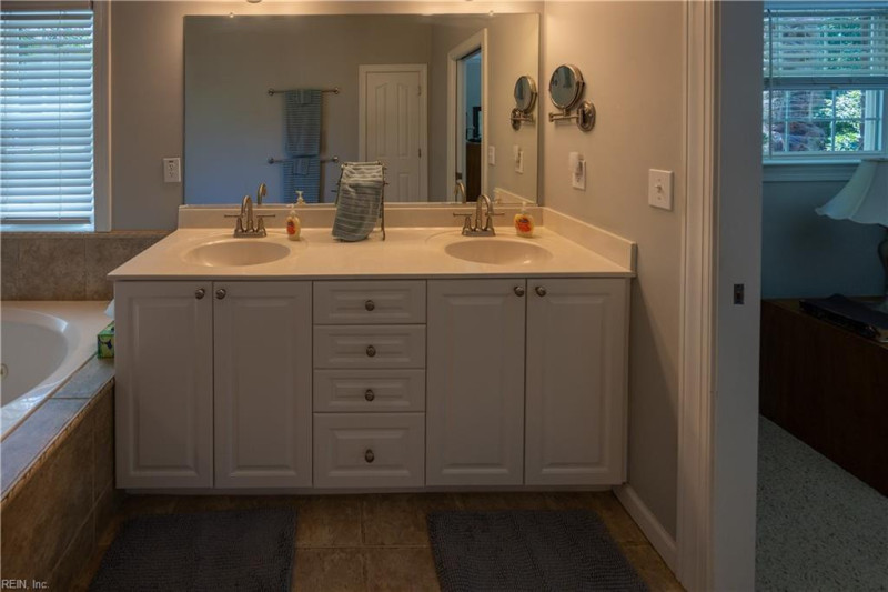 Photo 34 of 50 residential for sale in Chesapeake virginia