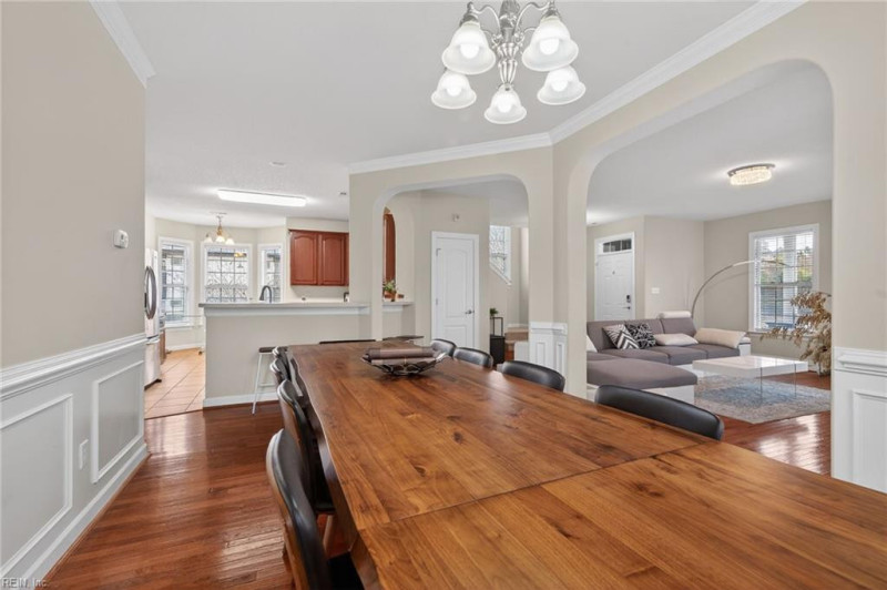 Photo 11 of 37 residential for sale in Norfolk virginia