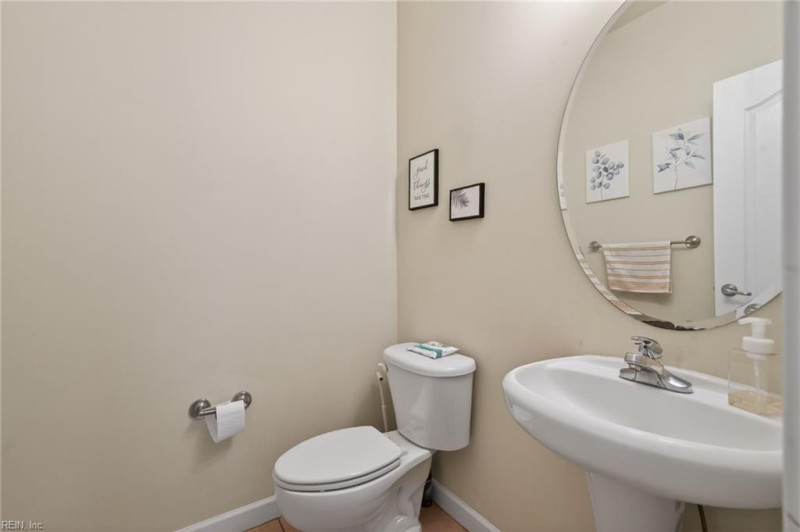 Photo 12 of 37 residential for sale in Norfolk virginia