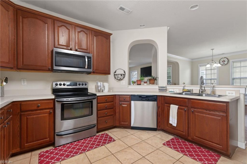 Photo 14 of 37 residential for sale in Norfolk virginia