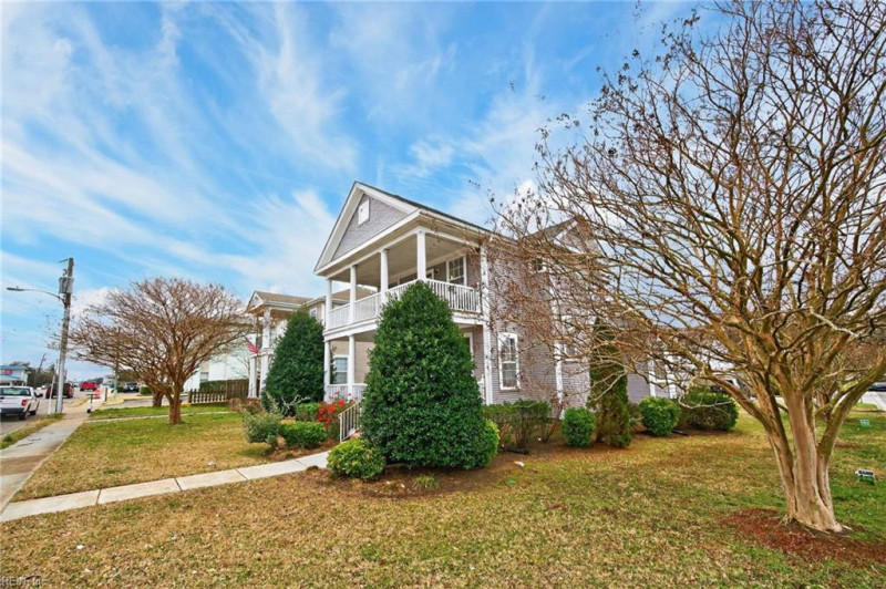 Photo 2 of 37 residential for sale in Norfolk virginia