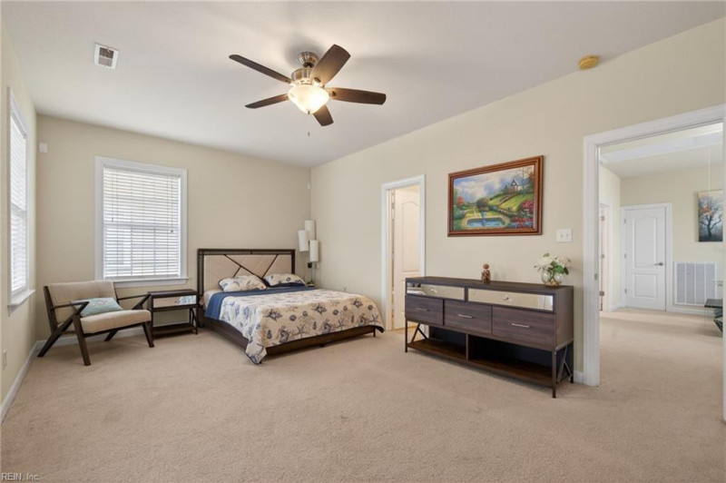 Photo 25 of 37 residential for sale in Norfolk virginia