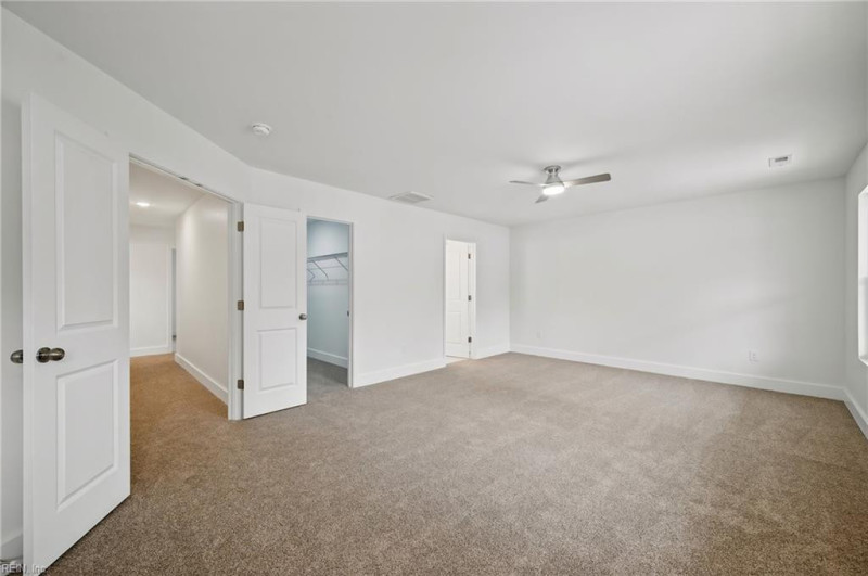 Photo 11 of 25 residential for sale in Suffolk virginia