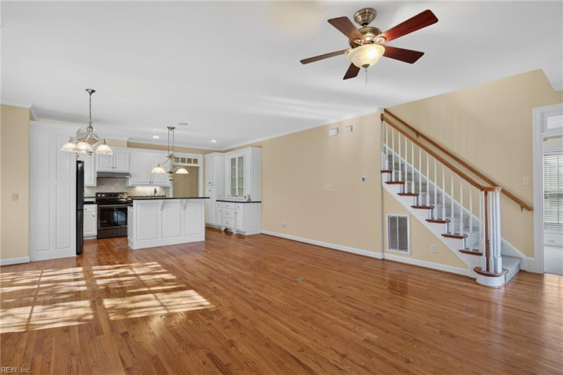 Photo 3 of 32 residential for sale in Newport News virginia