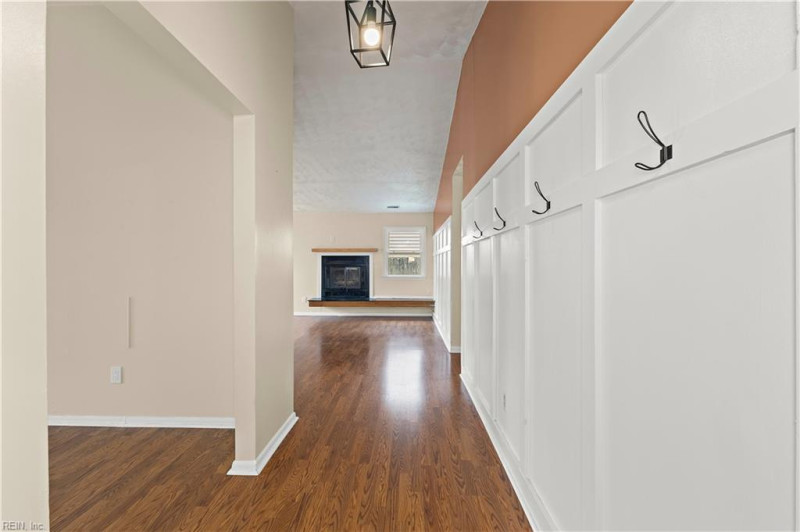 Photo 9 of 29 residential for sale in Virginia Beach virginia Photo 9 of 29 residential for sale in Virginia Beach virginia