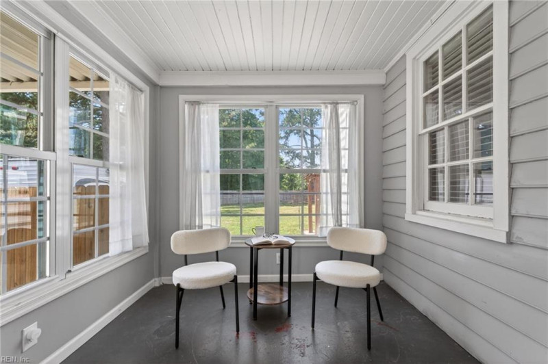 Photo 15 of 37 residential for sale in Isle of Wight County virginia