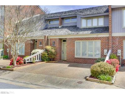property image for 3966 Ocean Hills Court VIRGINIA BEACH VA 23451