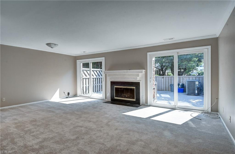 Photo 14 of 43 residential for sale in Virginia Beach virginia