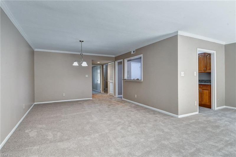Photo 16 of 43 residential for sale in Virginia Beach virginia