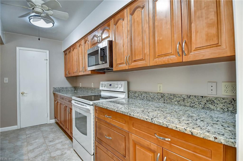 Photo 9 of 43 residential for sale in Virginia Beach virginia