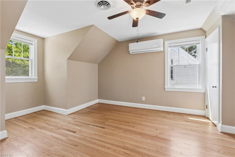 Photo 32 of 49 residential for sale in Norfolk virginia Photo 32 of 49 residential for sale in Norfolk virginia