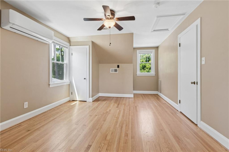 Photo 33 of 49 residential for sale in Norfolk virginia Photo 33 of 49 residential for sale in Norfolk virginia