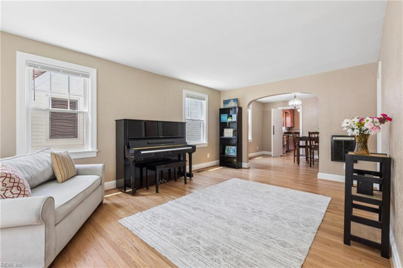 Photo 4 of 49 residential for sale in Norfolk virginia Photo 4 of 49 residential for sale in Norfolk virginia
