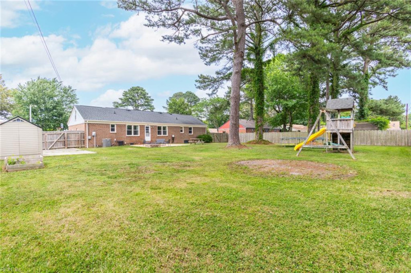 Photo 41 of 46 residential for sale in Chesapeake virginia Photo 41 of 46 residential for sale in Chesapeake virginia