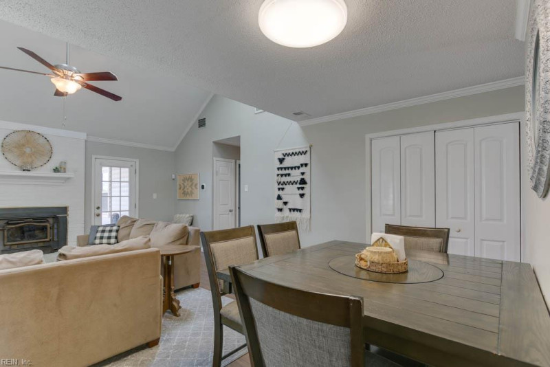 Photo 13 of 31 residential for sale in Virginia Beach virginia