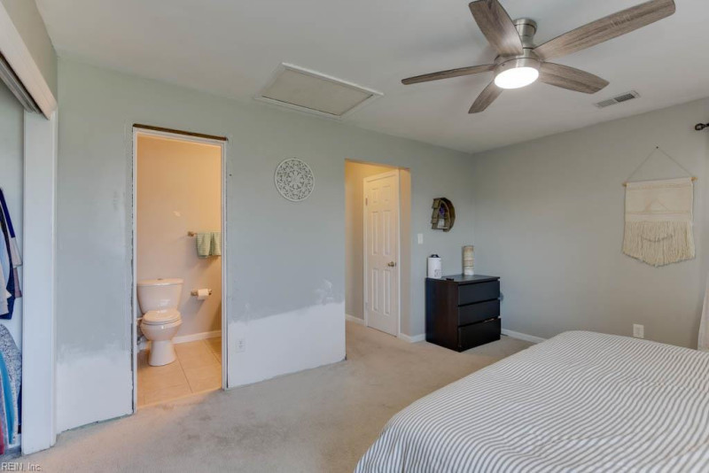 Photo 19 of 31 residential for sale in Virginia Beach virginia