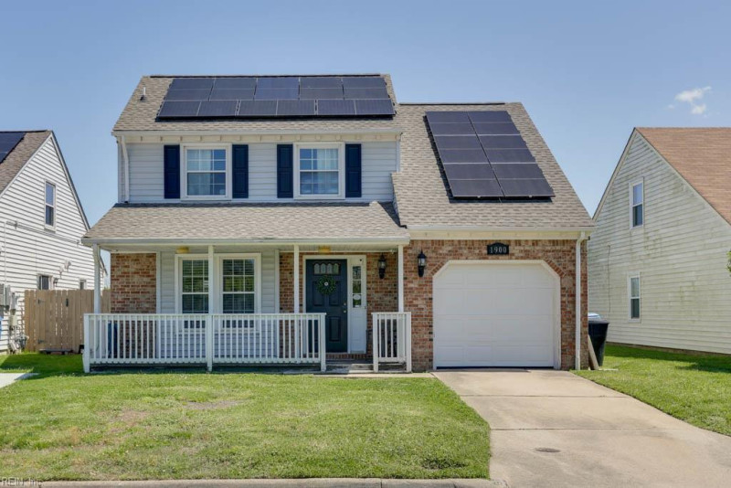 Photo 2 of 31 residential for sale in Virginia Beach virginia