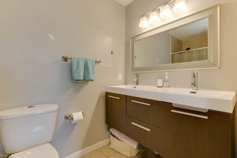 Photo 20 of 31 residential for sale in Virginia Beach virginia