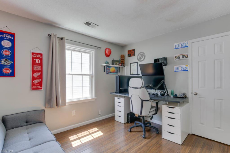Photo 22 of 31 residential for sale in Virginia Beach virginia