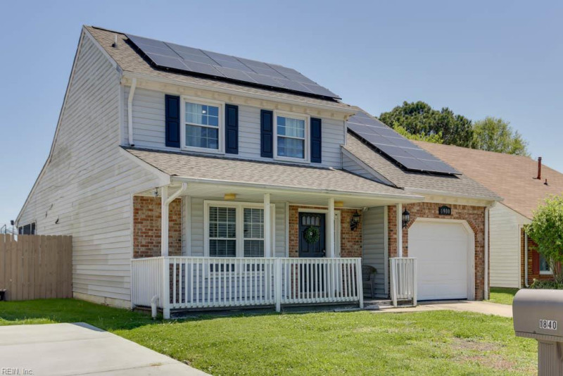 Photo 3 of 31 residential for sale in Virginia Beach virginia