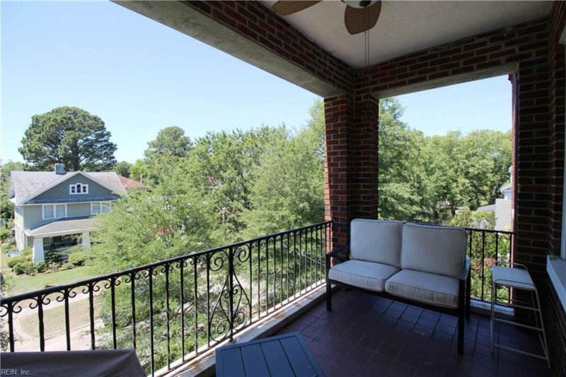 Photo 14 of 22 residential for sale in Norfolk virginia
