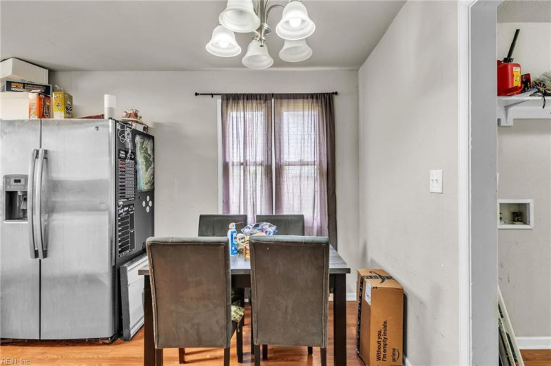 Photo 15 of 31 residential for sale in Portsmouth virginia