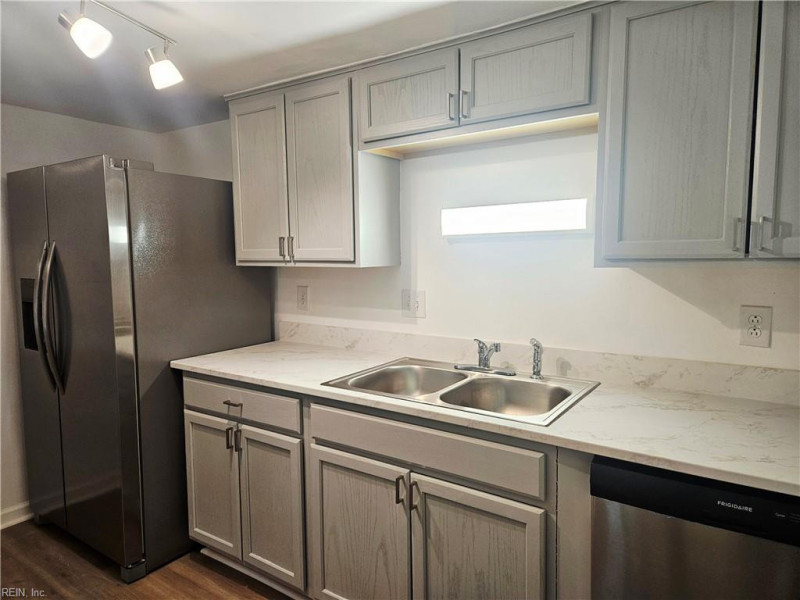 Photo 13 of 35 residential for sale in Newport News virginia