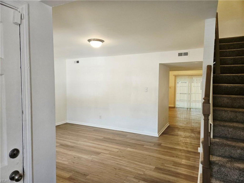 Photo 7 of 35 residential for sale in Newport News virginia
