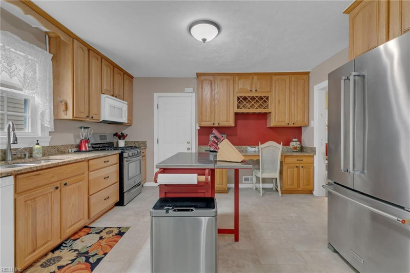 Photo 13 of 38 residential for sale in Newport News virginia Photo 13 of 38 residential for sale in Newport News virginia