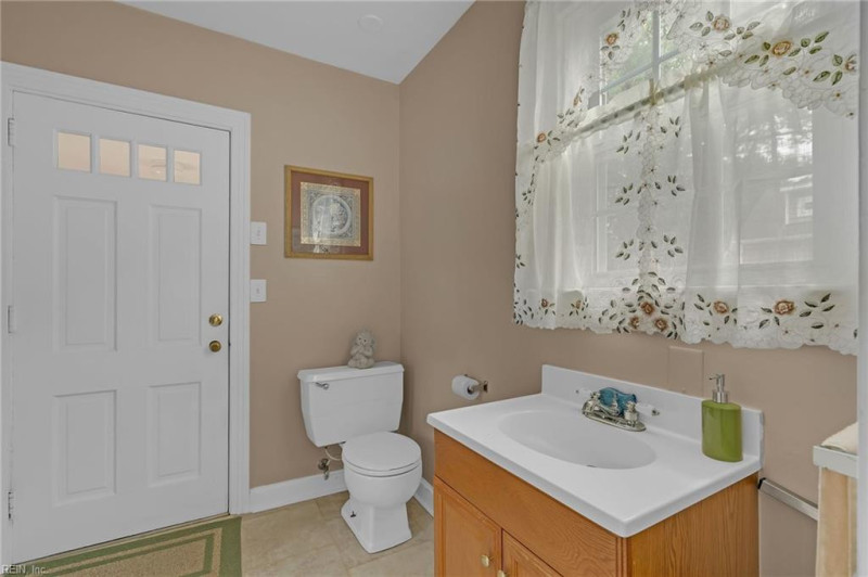 Photo 17 of 38 residential for sale in Newport News virginia Photo 17 of 38 residential for sale in Newport News virginia