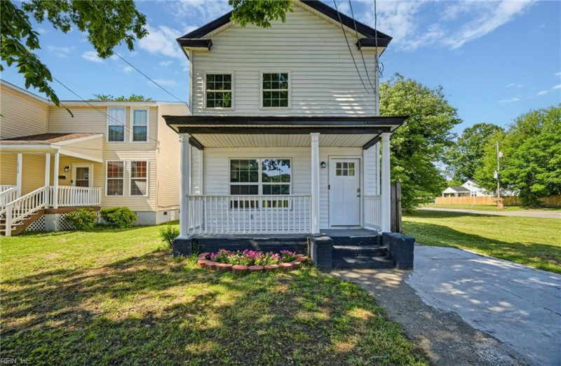 Photo 1 of 25 residential for sale in Portsmouth virginia