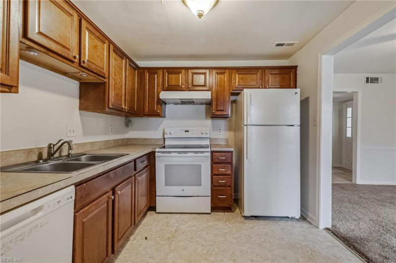 Photo 8 of 22 residential for sale in Newport News virginia Photo 8 of 22 residential for sale in Newport News virginia