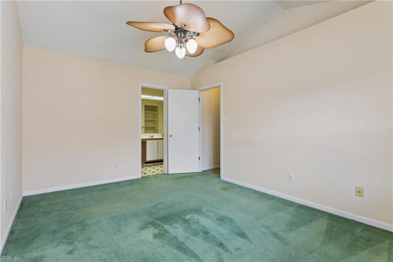 Photo 22 of 35 residential for sale in Portsmouth virginia